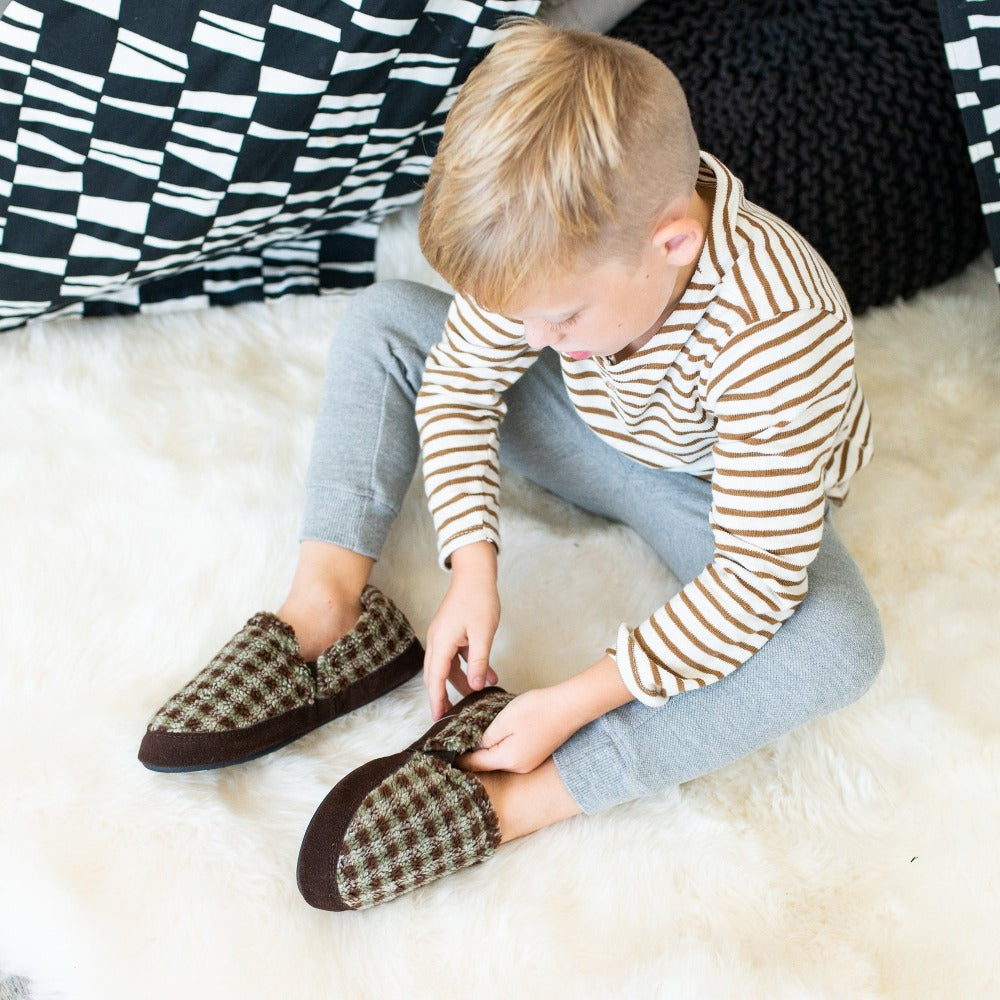 Amazon.com | Mejale Baby Genuine Leather Shoes Infant Newborn Soft Sole  Toddler Crawling Moccasins Boys Girls Cute Brown Fox Newborn Gift Slippers(0-6  Months,S) | Slippers