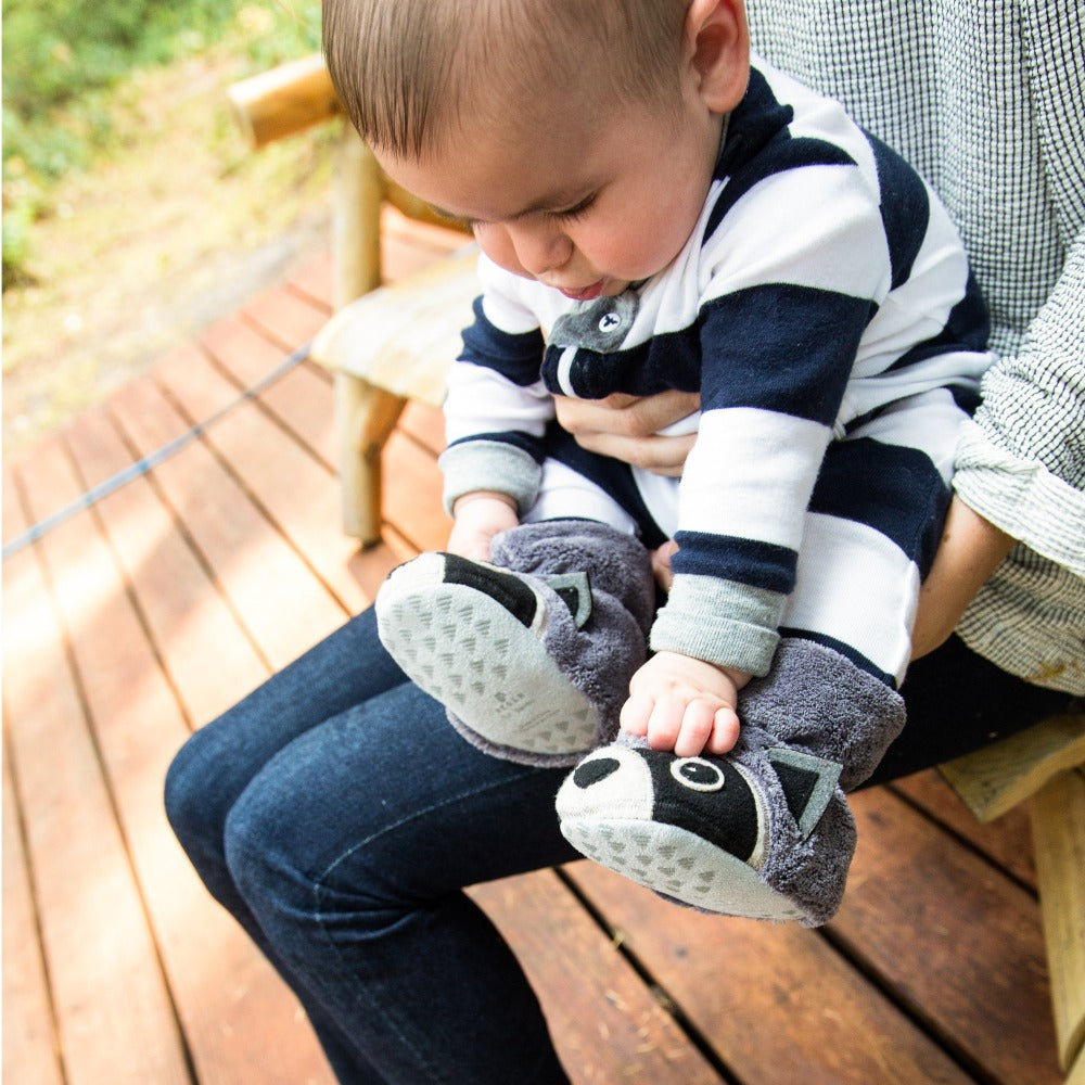 acorn boys slippers